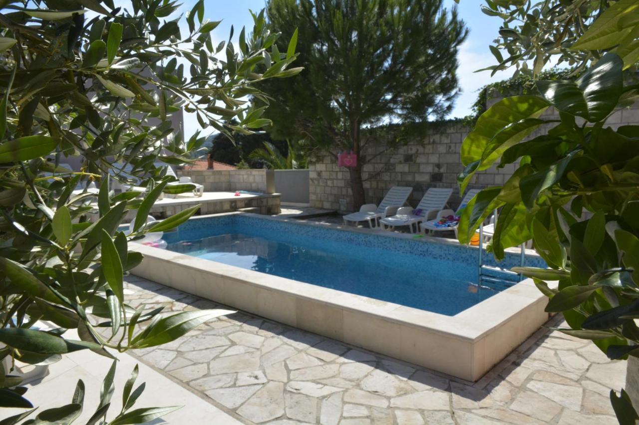 Villa Avantgarde B&B Mlini Buitenkant foto