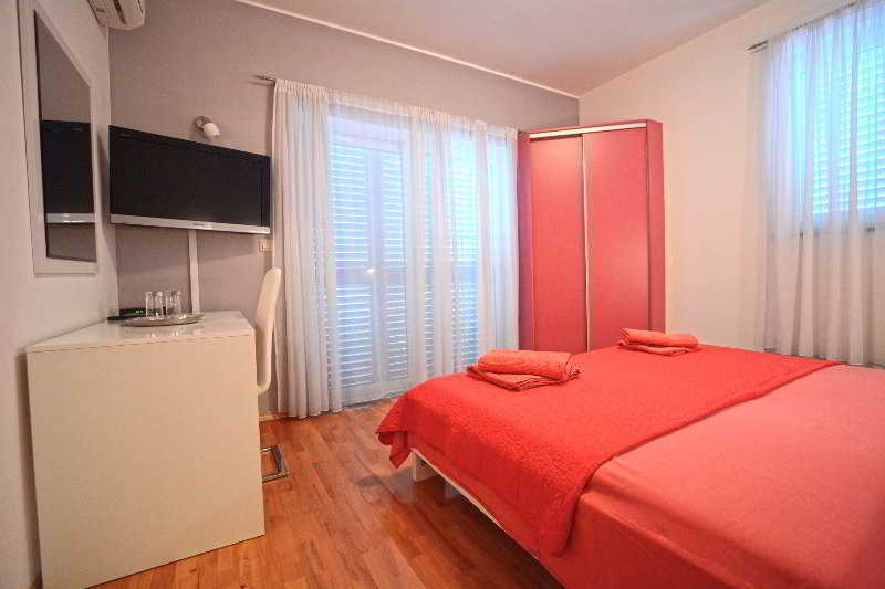 Villa Avantgarde B&B Mlini Buitenkant foto