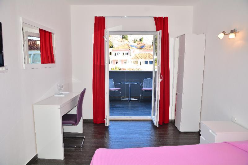 Villa Avantgarde B&B Mlini Buitenkant foto
