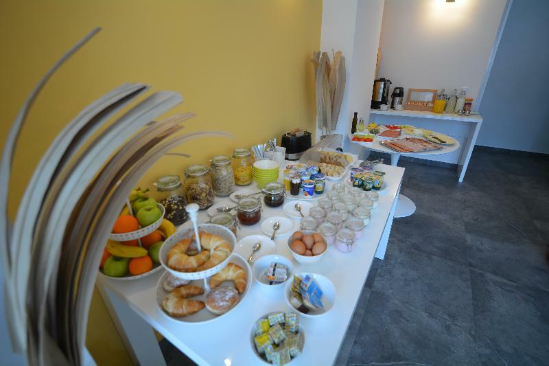 Villa Avantgarde B&B Mlini Buitenkant foto