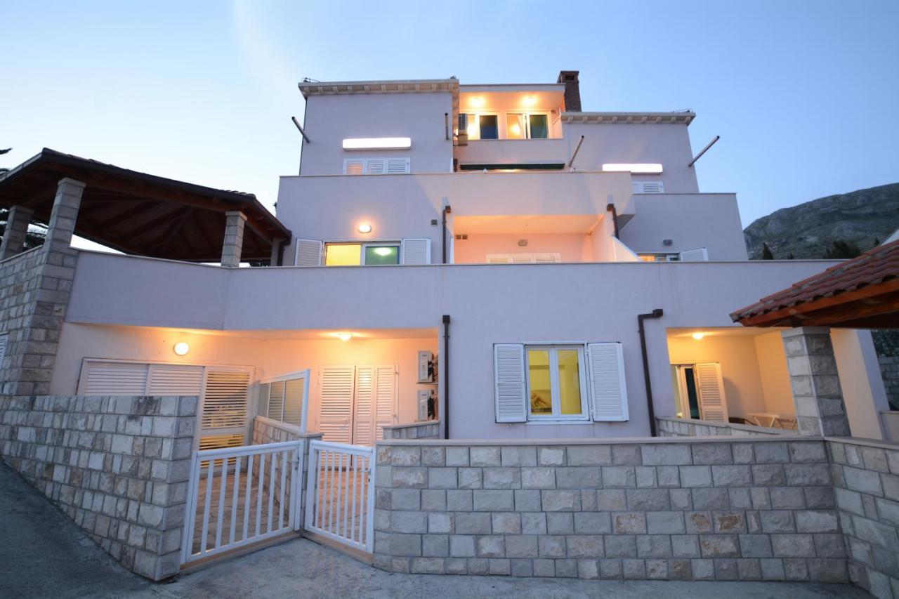 Villa Avantgarde B&B Mlini Buitenkant foto