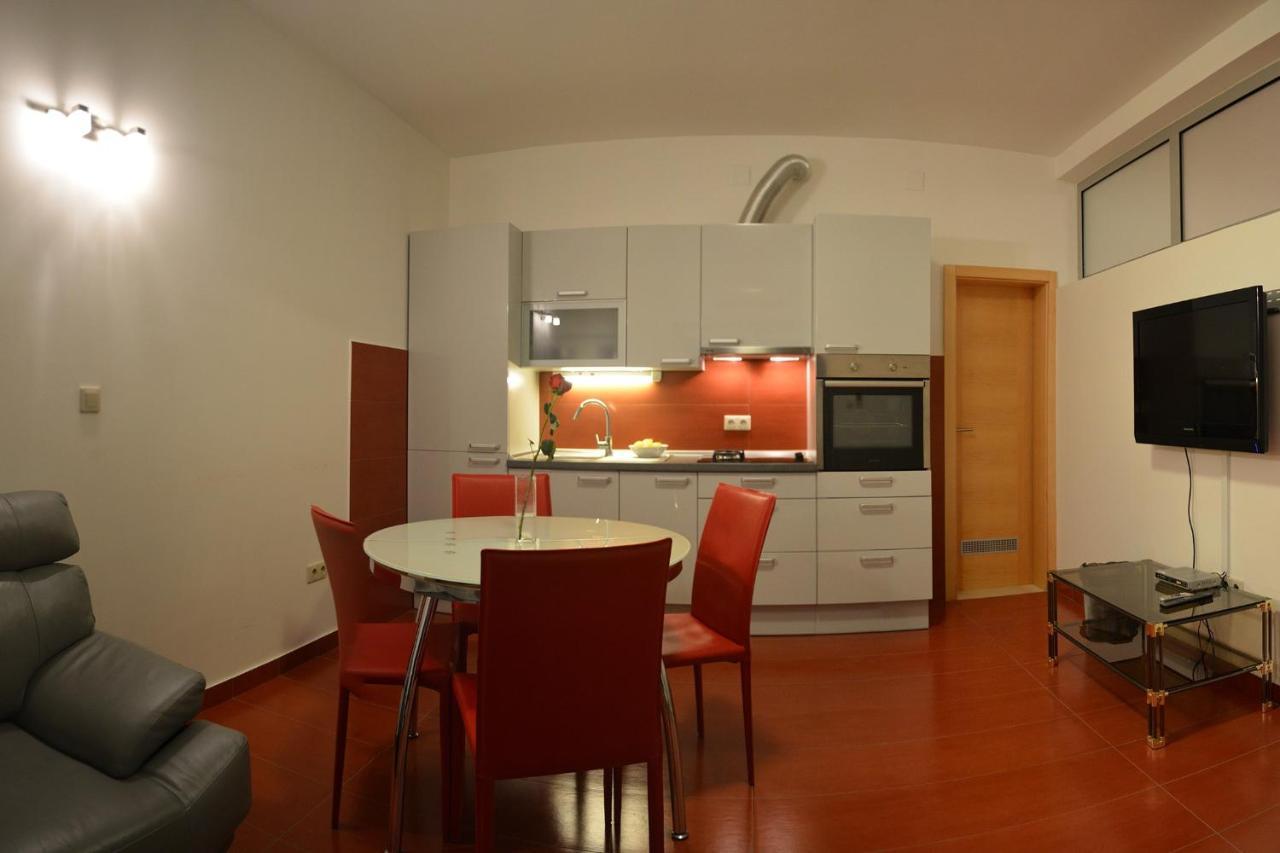 Villa Avantgarde B&B Mlini Buitenkant foto